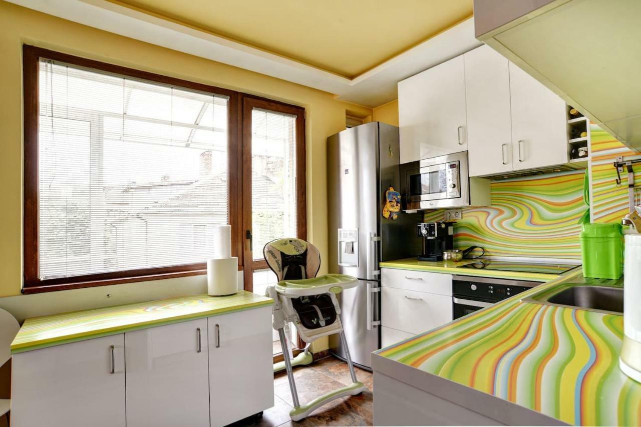 Spacious And Stylish Apartment In The Heart Of Sofia Plus Parking Exteriör bild